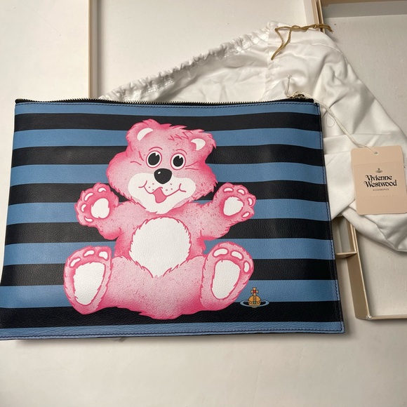 Vivienne Westwood LARHE POUCH TEDDY BEAR NWT - Picture 1 of 17